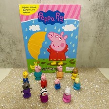 PEPPA PIG   My Busy Books   Includes A Storybook, Playmat  10 Figures EUC