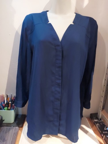 Dorothy Perkins. Blue/purple Shirt.  Size 14
