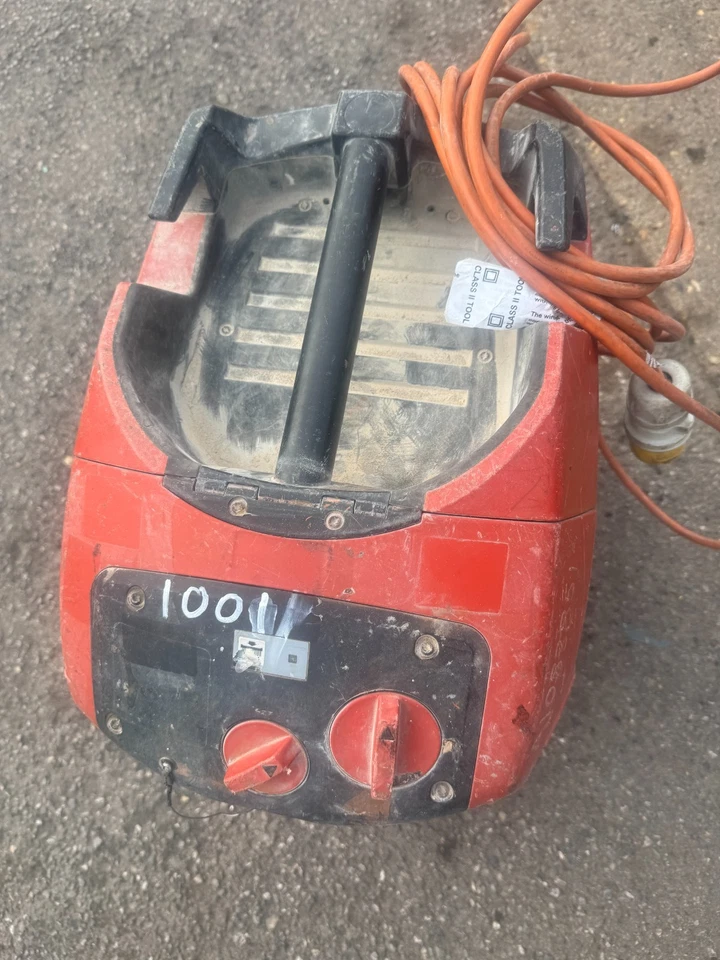 ⭐ HILTI VC 40 -UM 110V WET & DRY VACUUM CLEANER INDUSTRIAL GWO FREE POST 1001⭐ - Image 3 of 4
