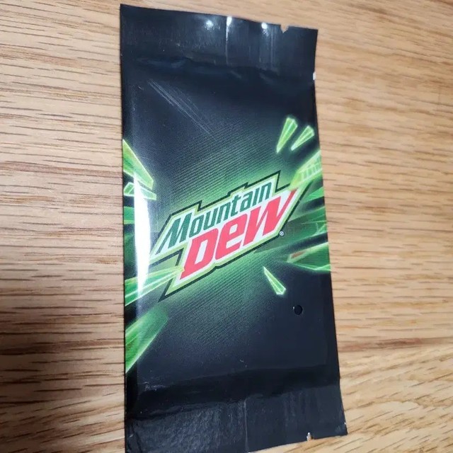QWER Mountain Dew Photo Card, Brand New