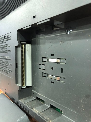 Yamaha MSX Computer AX-200M sakhr صخر arabo e inglese vintage non funzionante - Foto 23 di 24