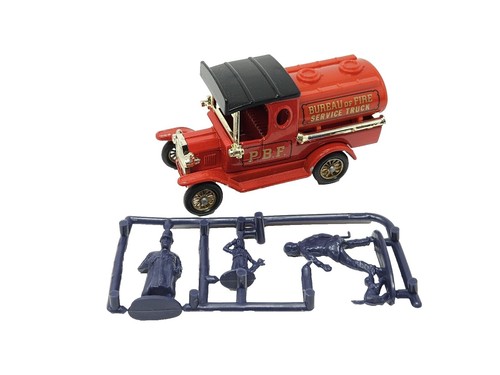 Camion Bedford Dinky Toys GB Réf 066 - Jouet Ancien Collection - Bon état