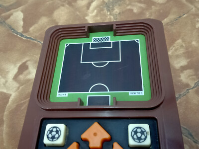 その他 Mattel Electronics Soccer 1978 1978 Mattel Electronics Vintage Soccer Handheld Video Game