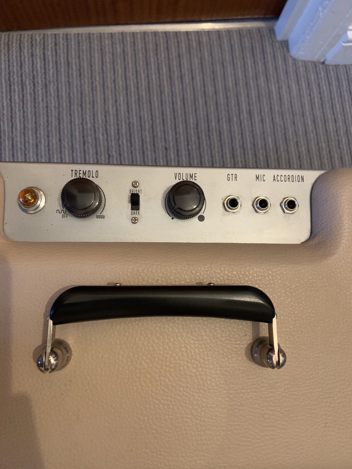 Fender Excelsior Pawn Shop Series 13Watt 1x15" Guitar Combo Amplifier