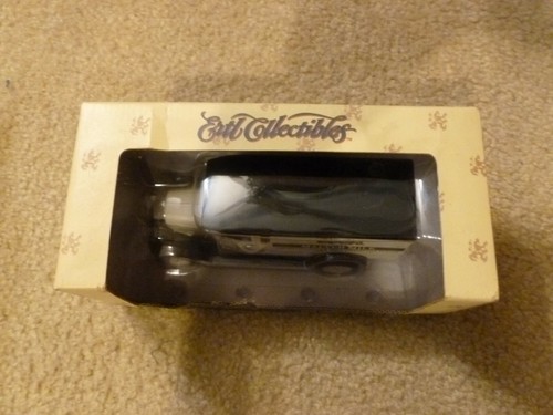 Coors Adult Collectible 1927 Graham Delivery Truck Bank - Picture 2 of 5