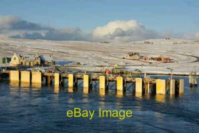 Foto 6x4 Pier am Ulsta Flukes Loch Der Pier, den die Fähren bis c2010 binden