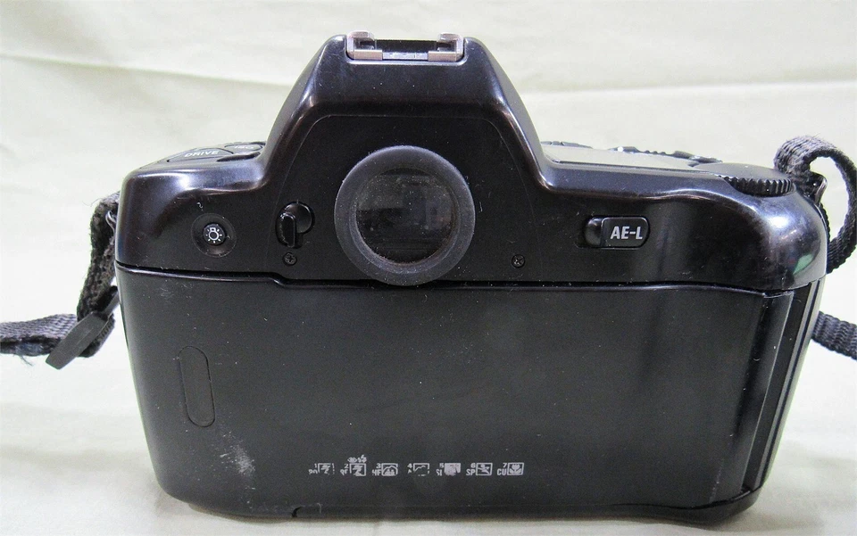 NIKON N90S CAMERA BODY W/ NIKKOR 70-210MM LENS - Image 4 of 4