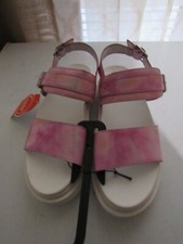 New Girls Wonder Nation Fashion Flatform Sandals Size 4 Pink White Buckles Flat