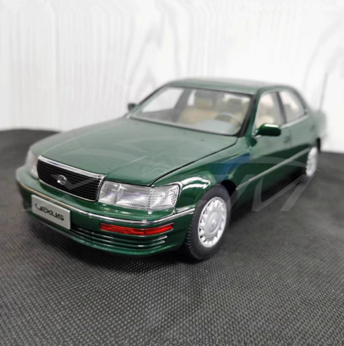 Toyota Lexus LS400 1/18 Verte – Modèle Die-cast, Première Génération, Collection Neuve