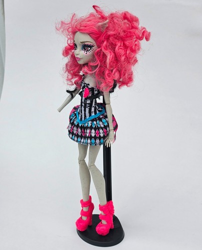 Freak Du Chic Monster High Dolls Circus Rochelle Goyle Honey Swamp VERY RARE - Picture 14 of 44