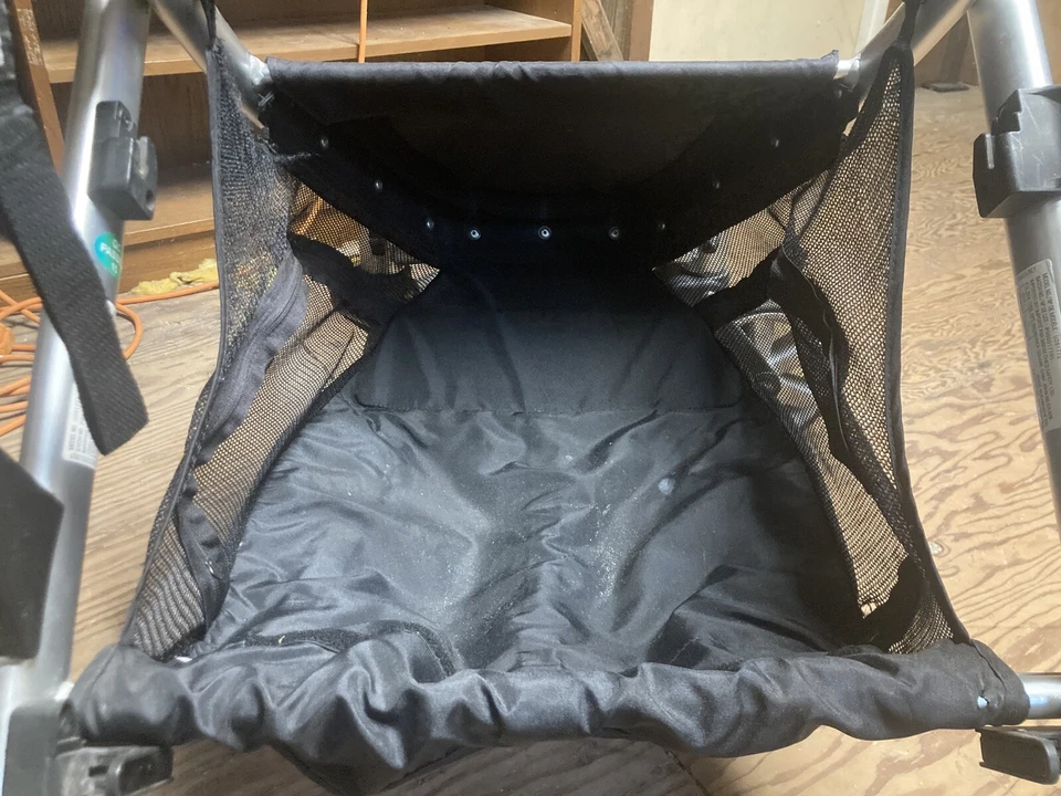 Compartimento de almacenamiento de tela de repuesto para tren de rodaje Britax Bready Foto 2 de 4