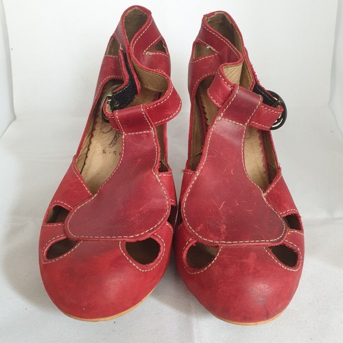 FLY GIRL (by FLY LONDON) Red Platform Heels ~ EU 38 ~ Pre-Owned - Picture 3 of 14