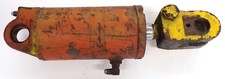 TILT CYLINDER, 33072FE, 5025184-01, OVERALL DIMENSIONS: 17 3/4" X 5 1/2" X 5"