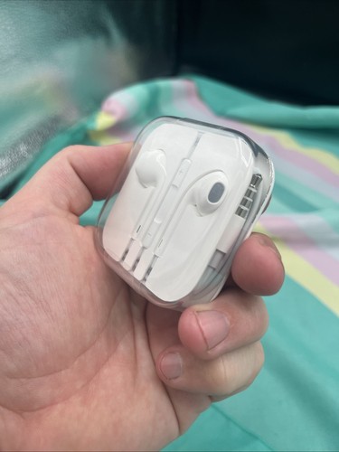 Original OEM Apple iPhone EarPods Wired 3.5mm Headset Earbud Headphones NEW OEM - Photo 3 sur 3