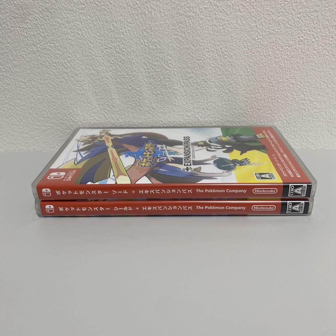 Switch Pokemon Sword and Shield + Expansion Pass Bundle Set