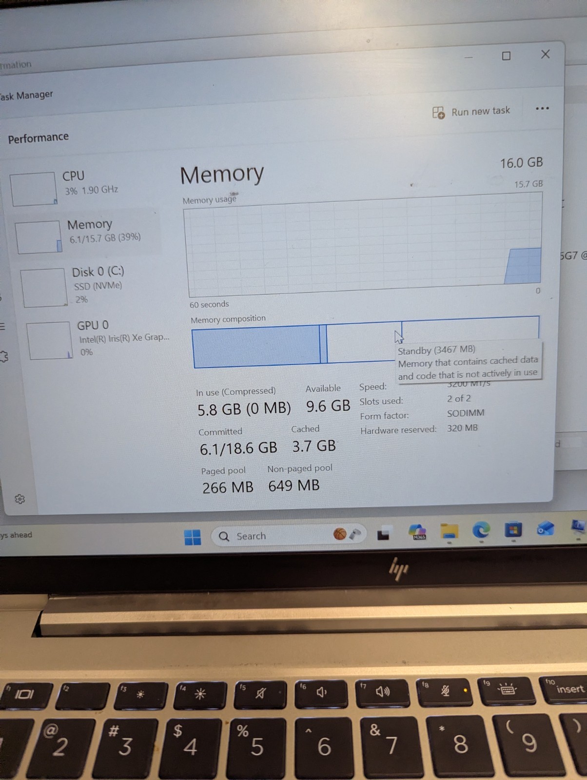 HP EliteBook 840 g8, 15.6-Inch Laptop, with Intel Core i7 11th Gen., 256 GB SSD (Solid State Drive), Windows 11 Pro