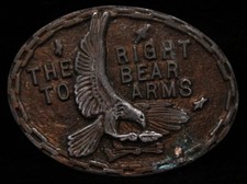 ID15123 GREAT VINTAGE 1970s  THE RIGHT TO BEAR ARMS  BRASSTONE BUCKLE