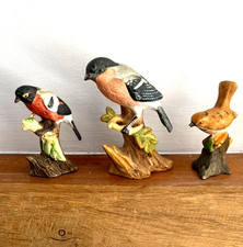 VINTAGE BULL FINCH ORNAMENTS & WREN - BEAUTIFUL CONDITION (3 CERAMIC ORNAMENTS)
