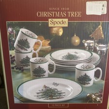 Spode Christmas Tree 12-Piece Set - Dinner Plate 10.5", Salad Plate 8", Mug 9 oz