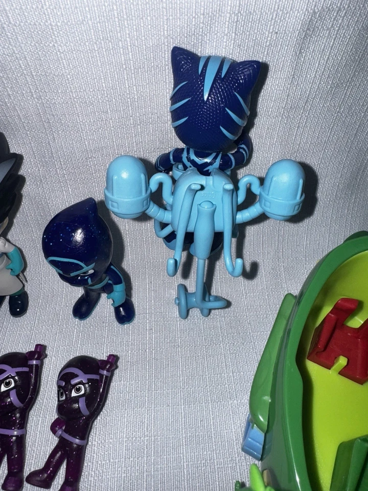 PJ Masks Juguetes Gran Lote de 15 Figuras y Accesorios Vehículos Foto 4 de 4