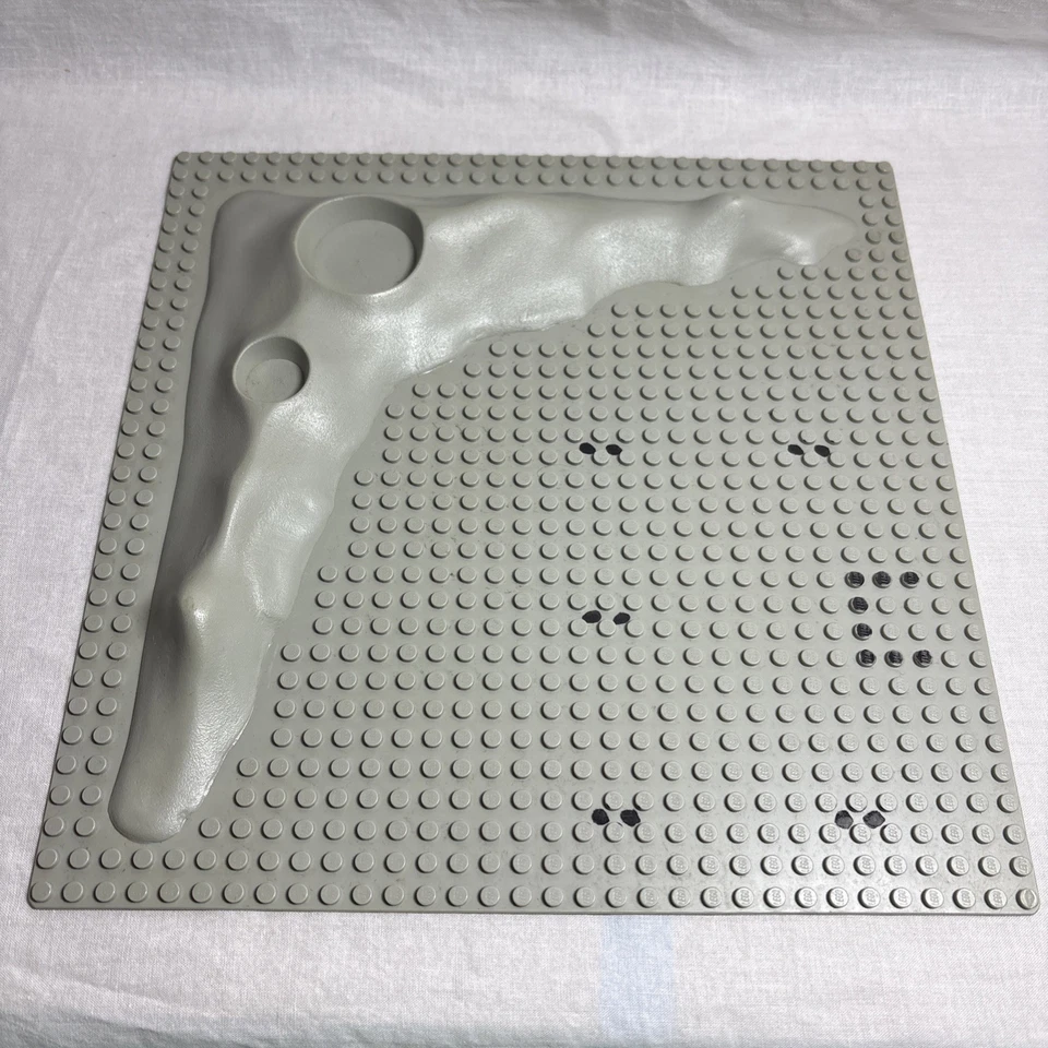 Lego Classic Space 493 Space Command Center - 100% Complete w/ Manual & Minifigs - Image 3 of 4