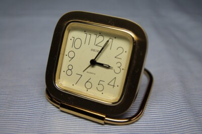 Réveil De Voyage / De Table Pliable Seiko Vintage