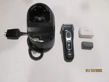 Braun Series 5 5190cc Men’s Cordless Shaver + Clean & Charge Station