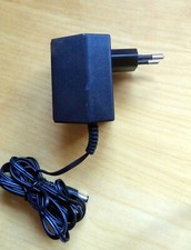 Alimentatore 17V DC per router/modem/interruttore europeo 2 pin 17 volt