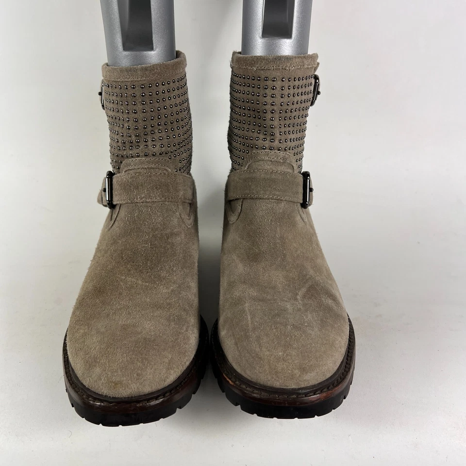 Coach Gates Mujer Talla 7.5 Gris Taupe Gamuza Bronce Tachuelas Botines Moto Foto 4 de 4