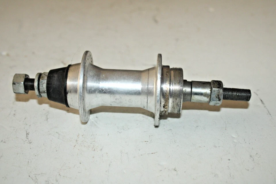 Ступица колеса свободного хода заднего велосипеда серебристая 135 мм 32H туристическая дорожная гибридная для горного велосипеда быстрая доставка из США - Изображение 3 из 4