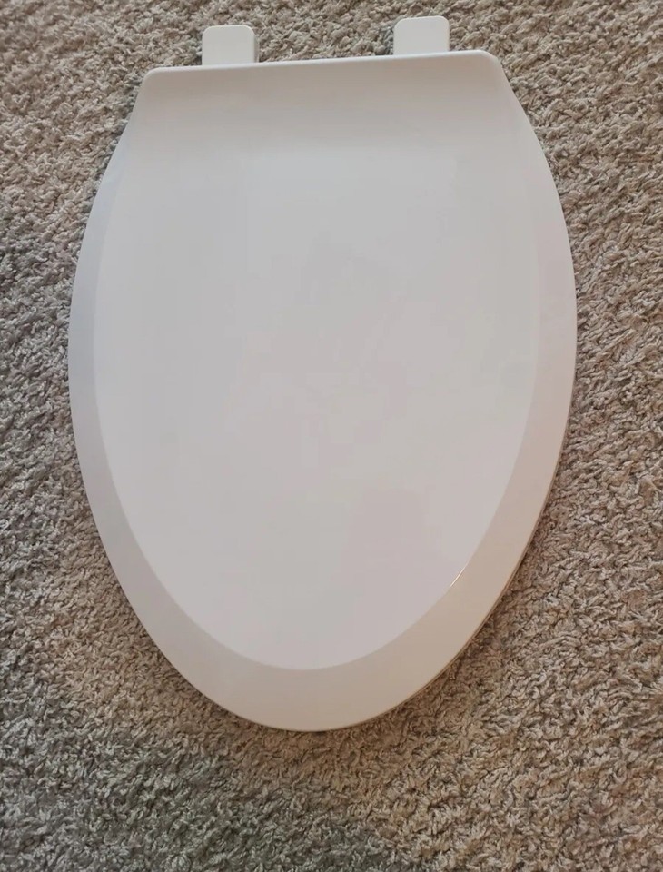 American Standard Champion SlowClose Elongated Toilet SeatNew open