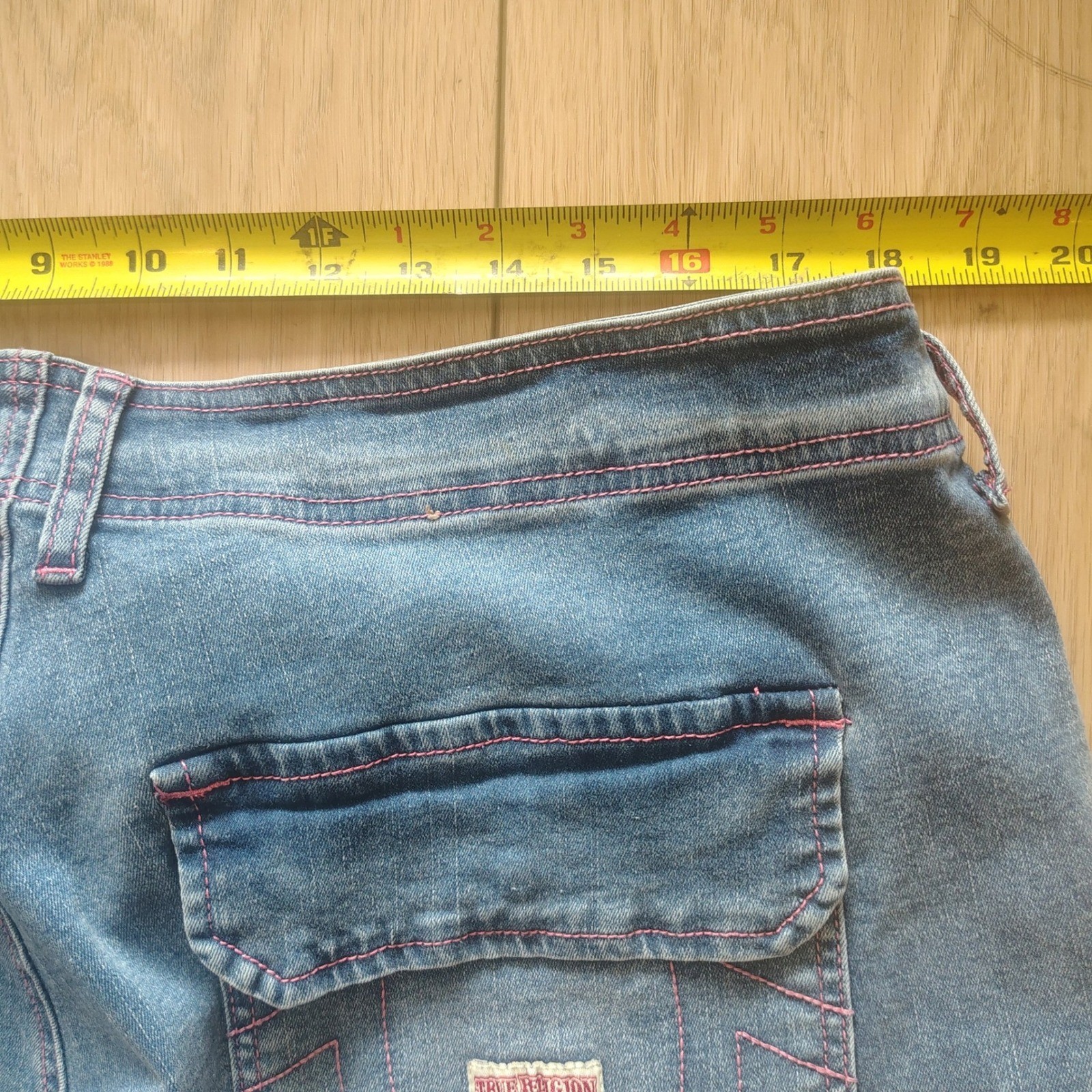 True Religion Denim Cargo SN Straight Jeans Medium Tide Wash Pink Stitch Sz38 thumbnail 9