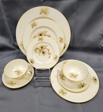 Pine By Lenox Fine China 8-Pieces Gold Trim Pinecone W331 Made In USA