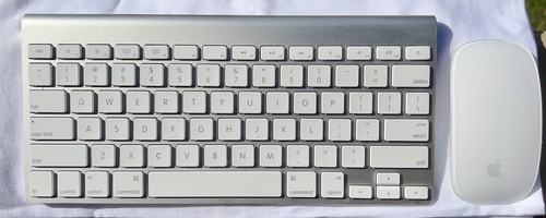 Apple Genuine Wireless Keyboard and Mouse A1314/A1296 Orig Owner EXC Condition - Afbeelding 1 van 5