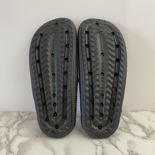 New Shower Pool Slides 44-45 Black Unbranded - Foamy Synthetic Plastic - Picture 2 of 8