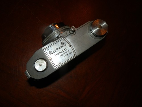BENCINI KOROLL CAMERA 120MM 6x6CM WITH F/11 LENS c.1951 Untested - Picture 2 of 5