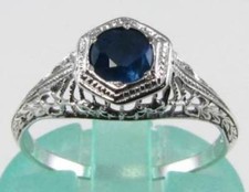 CRISP 9K 9CT WHITE GOLD Sri Lankan BLUE SAPPHIRE SOLITAIRE ART DECO INS RING