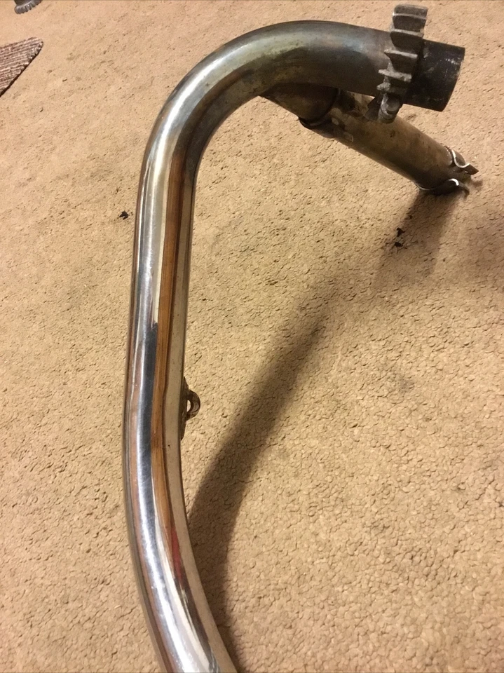 Tubo de escape de plumón Triumph T140 750 Bonneville L/H Plus tubo y abrazadera de enlace Foto 4 de 4