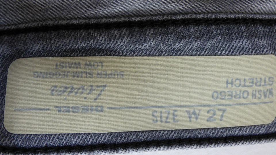 Jeans Diesel ajustados grises LIVIER ORE50 súper ajustados tiro bajo talla W 27 Foto 2 de 4