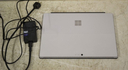 Microsoft Surface Pro 3 i5-4300U 2.5Ghz 4GB 128GB Tablet WIN 10 Pro #19( ) - Picture 2 of 3