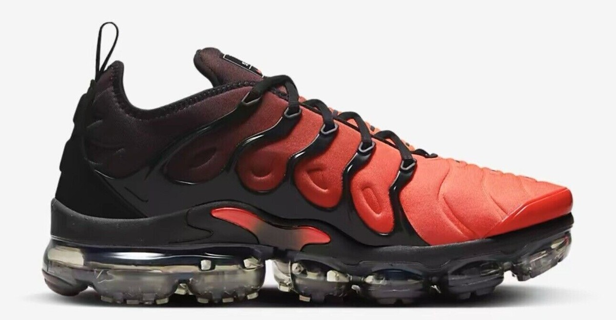 靴 Nike AIR VAPORMAX PLUS NEW Air Vapormax Plus Men's Size 12 Black/Bright Crimson DZ4857
