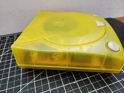 SEGA Dreamcast With Custom Shell, MOD Translucent Banana Yellow Tested Working - Picture 6 of 14