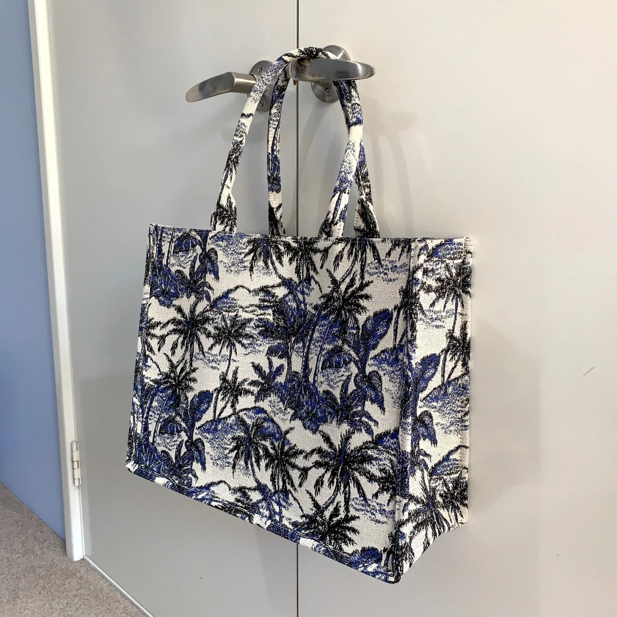 H&m jacquard bag sales