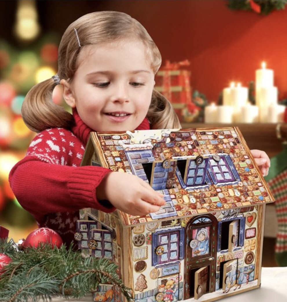 t-s-shure-wooden-gingerbread-house-advent-calendar-24-hinged