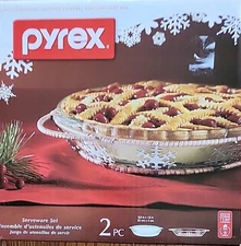 Limited Edition Pyrex Snowflake 2 Piece Serveware Set NIB