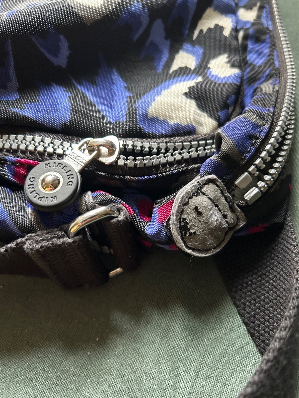 Kipling Multiprint Medium Sized, Multi Compartmen… - image 8