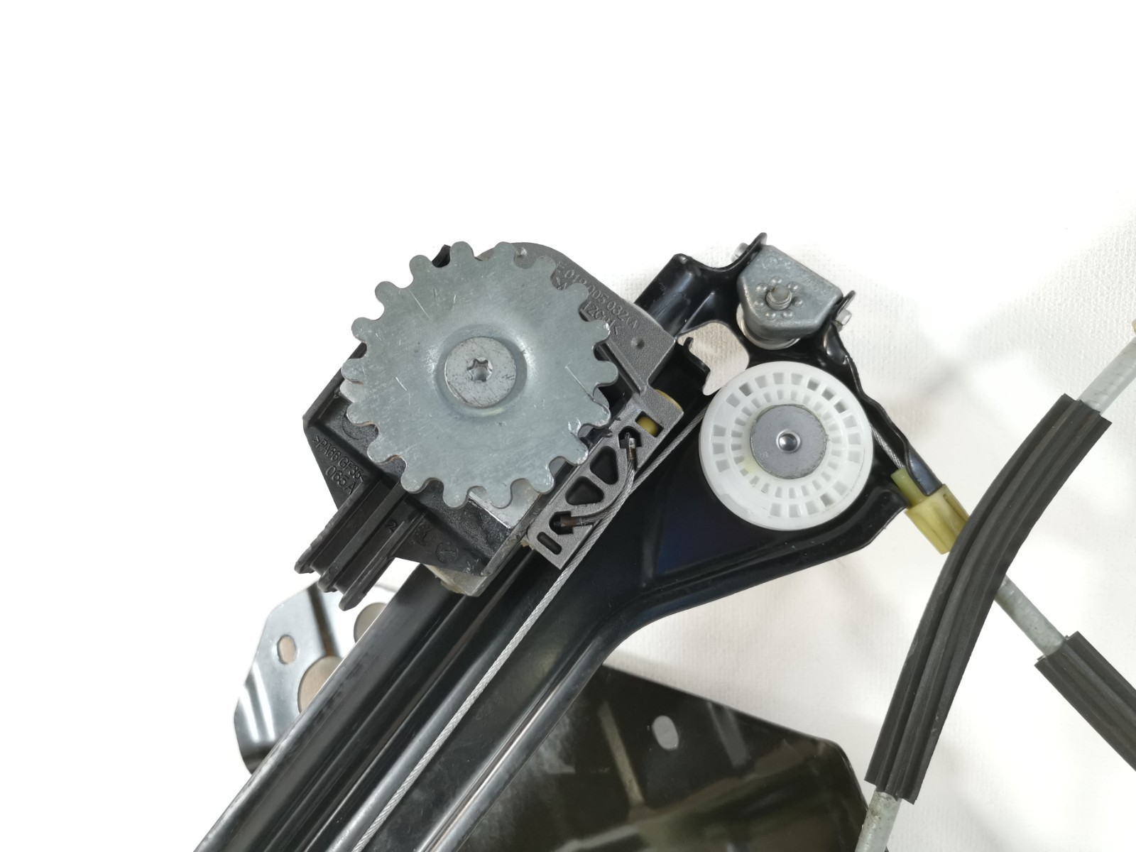 Maserati Ghibli 2019 M156E RWD 3.0 L Rear Left Door Window Regulator Motor OEM