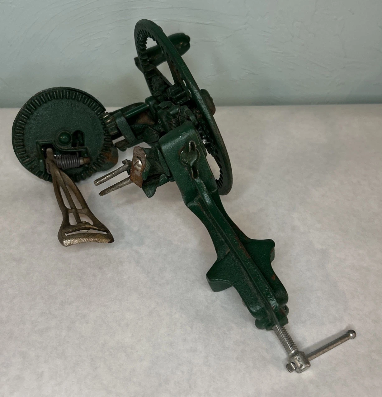 Vintage Reading #78 Apple Peeler Corer Slicer Green Cast Iron
Opens in a new window or tab