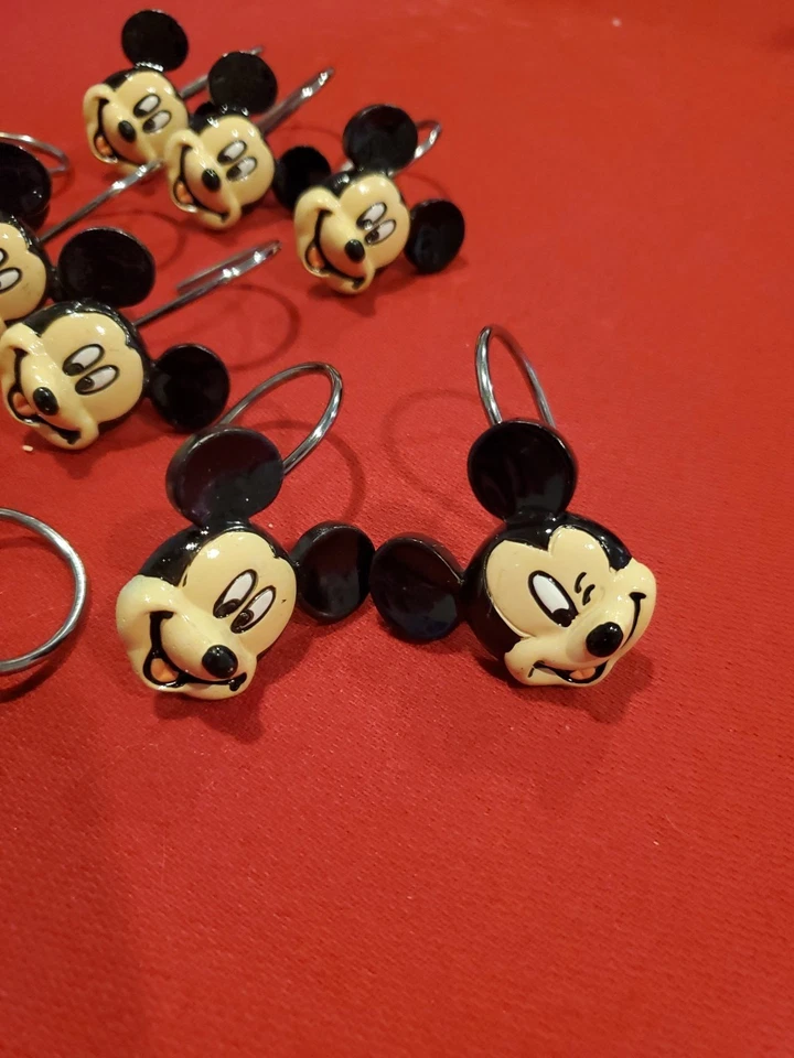 迪士尼米老鼠头淋浴钩红色、白色、黑色 11 件套 — 第 3/4 张图片