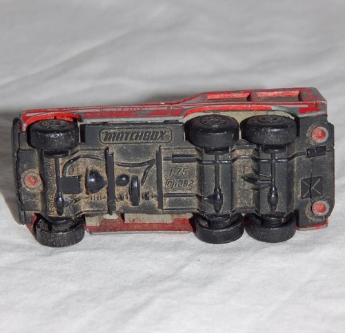 1982 Matchbox Superfast #57 Range Rover Carmichael Commando Fire Rescue - Picture 5 of 5